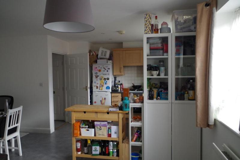 Bright, Chilled Ensuite Db Room In A Shared Flat! Londra Dış mekan fotoğraf